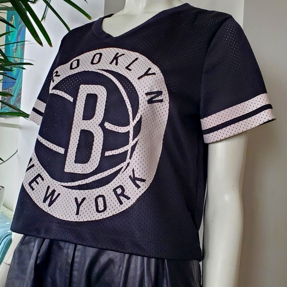 Crop Top Brooklyn Nets NY Mesh Top - Picture 3 of 5